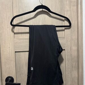 Born primitive joggers